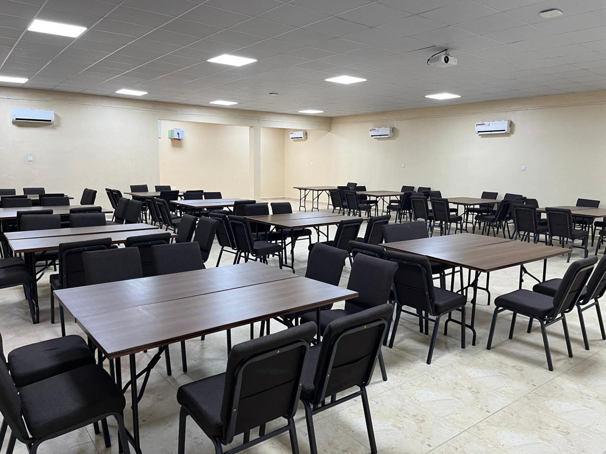 Adis Hotels Prime Ibadan Zewnętrze zdjęcie
